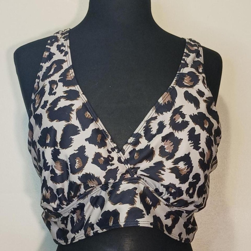 Leopard Print Bikini Top Criss Cross Back Adjustable Straps 18W small hole